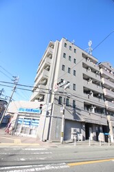 扇商事マンションの物件外観写真